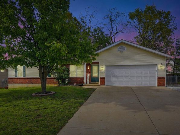 283 Shellbark Dr, Troy, MO 63379