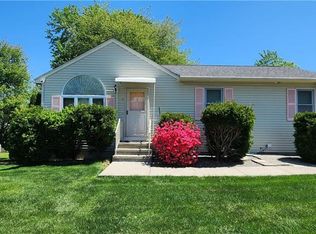 5 Barnes Ave, Johnston, RI 02919