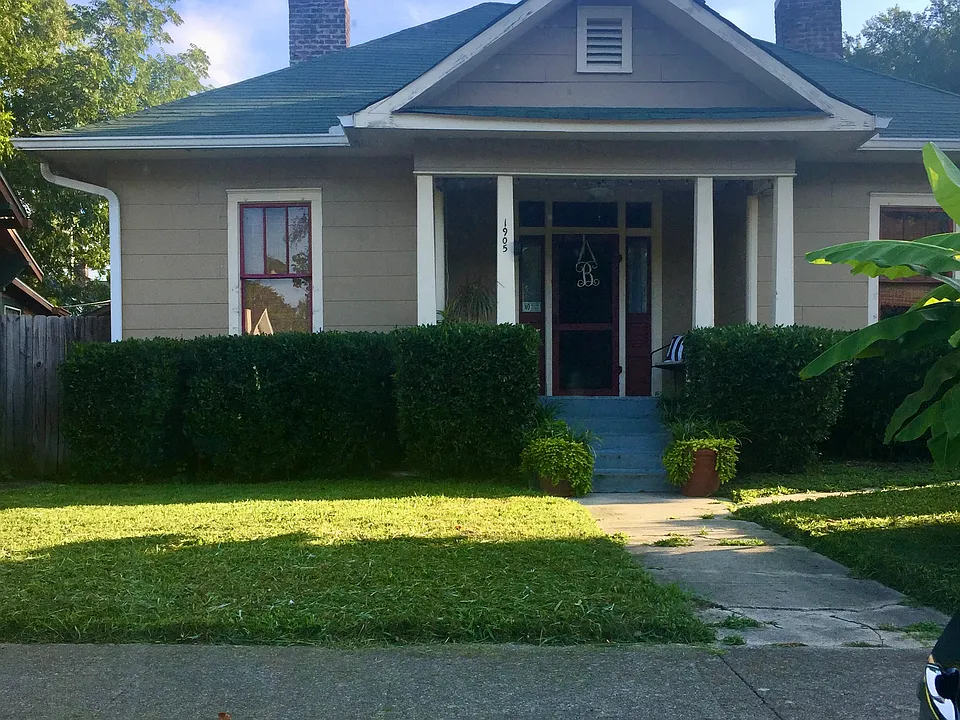 1905 Jefferson Ave