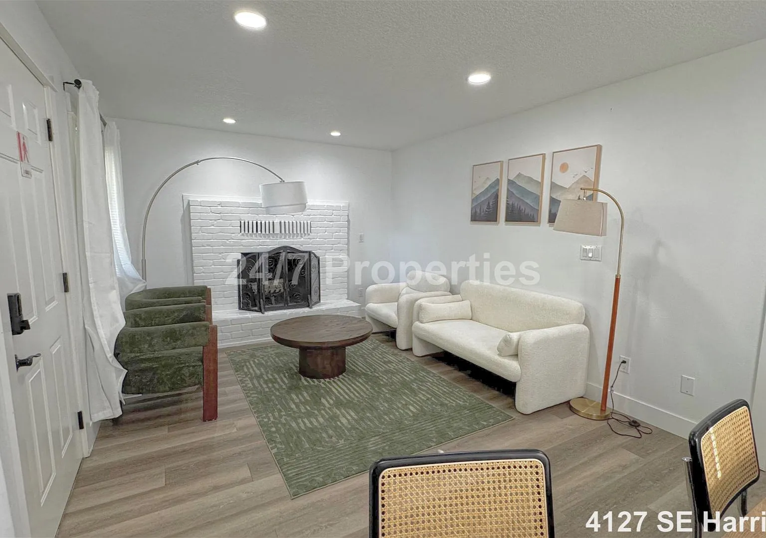 Remodeled 2 BD | 1.5 BA Home w/ Large Yard - Milwaukie — Photo 3
