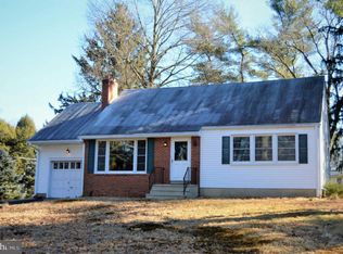 2008 Woodland Dr, Yardley, PA 19067