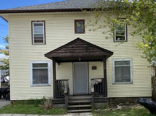 49 Crown St, Quinte West, ON K8V1P1