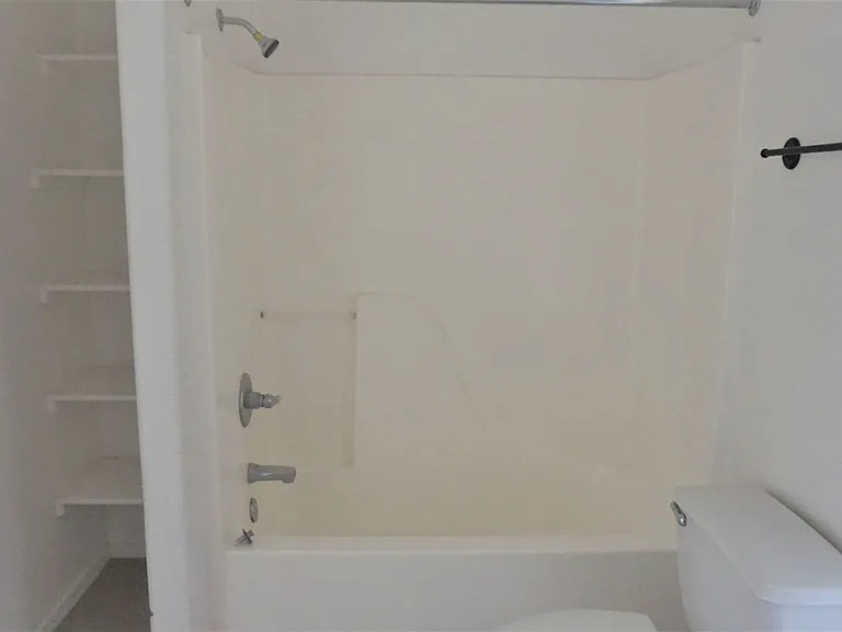 4410 Buena Loma Way #D — Photo 28