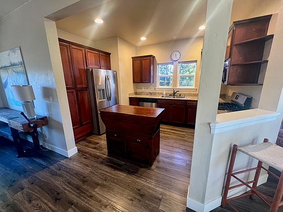 5th image of 3610 Jerome Ln