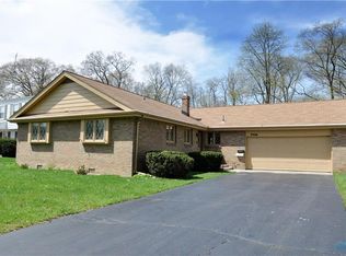 1736 Meadowhill Ct, Toledo, OH 43614