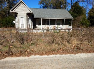 305 Edens St, Grapeland, TX 75844