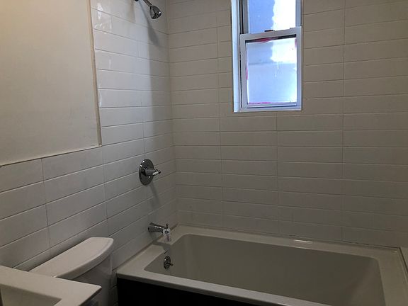 5th image of 272 Monticello Ave #6E