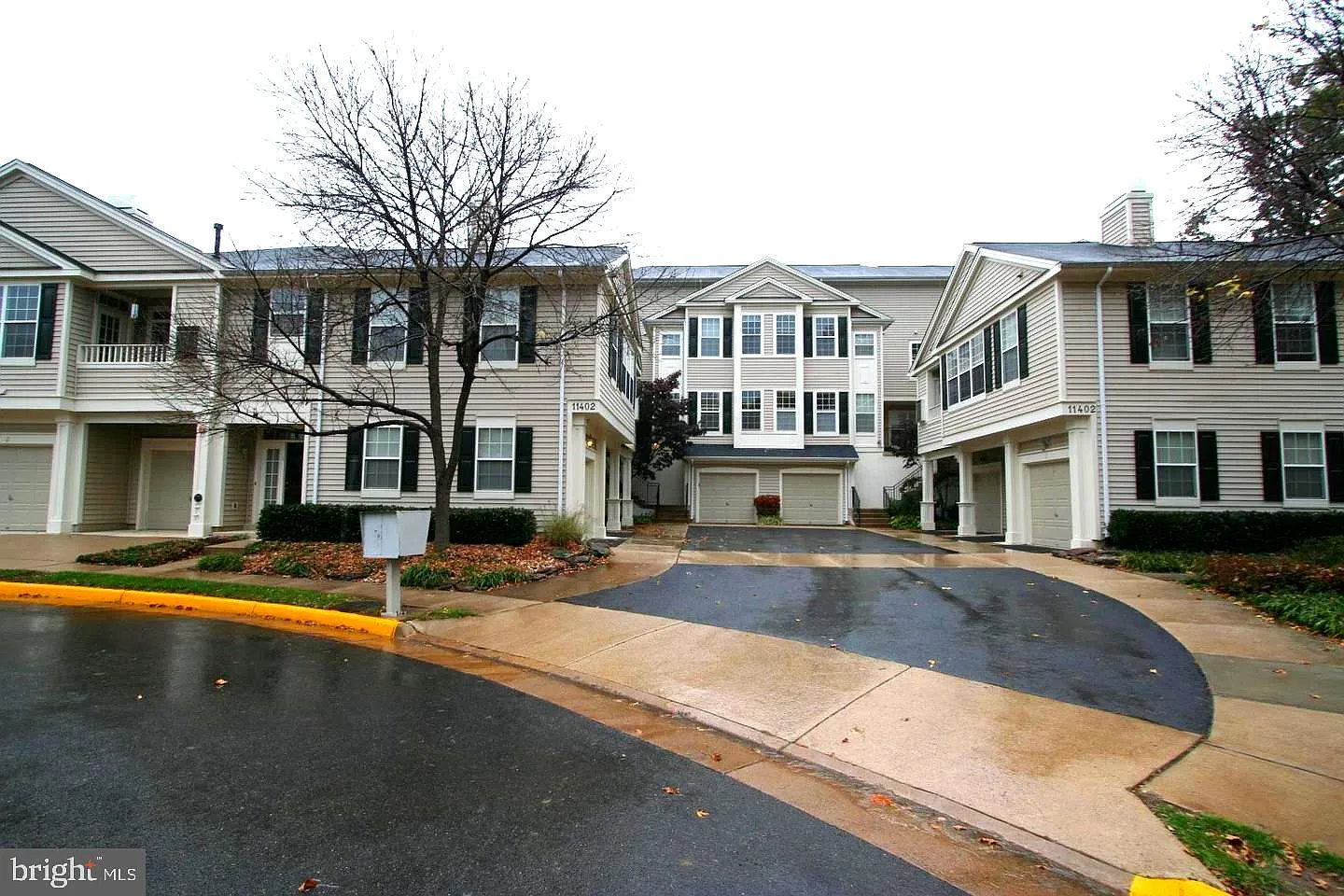 2 bed, 2.0 bath, 1220 sqft, $2,500 — Photo 1