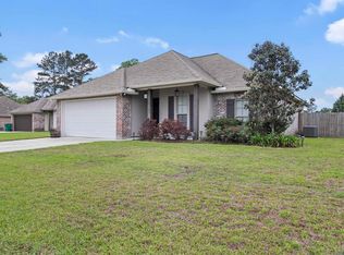 33789 Blue River Dr, Denham Springs, LA 70706