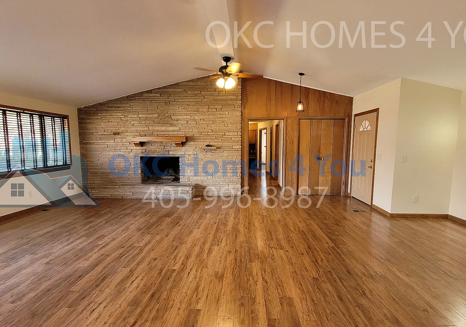Large mid-century modern in Bush Hills 4th Addition - 3 bed, 3 bath! — Photo 4