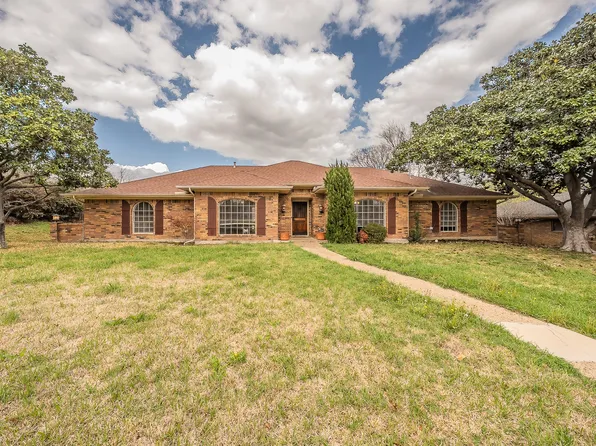 3814 Larkin Ln, Garland, TX 75043