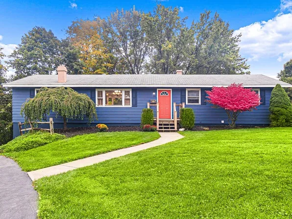 36 Court Knolle, New Hartford, NY 13413