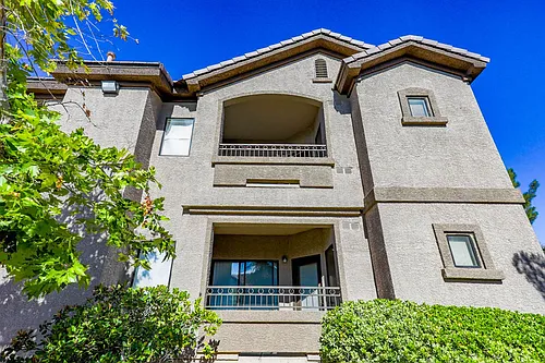 8250 N Grand Canyon Dr Photo 1