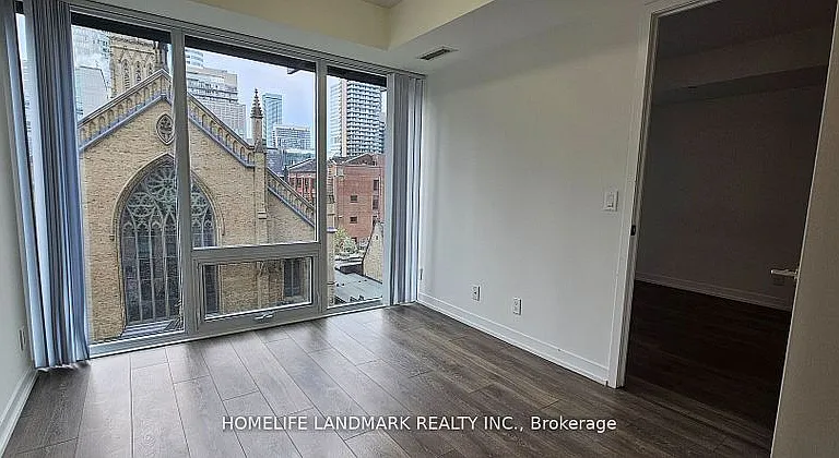 60 Shuter St #2810-607 — Photo 19