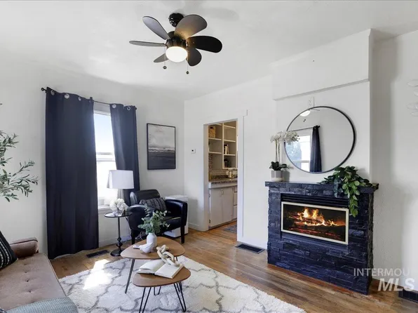 458 Filer Ave, Twin Falls, ID 83301