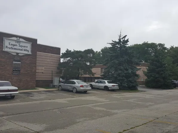2490 N Water St #27A, Decatur, IL 62526