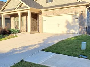 213 High Court Way #45, Locust Grove, GA 30248