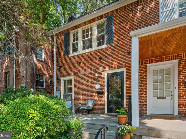 3711 Jenifer St NW, Washington, DC 20015