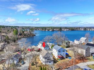 25 Black Point Rd, Webster, MA 01570