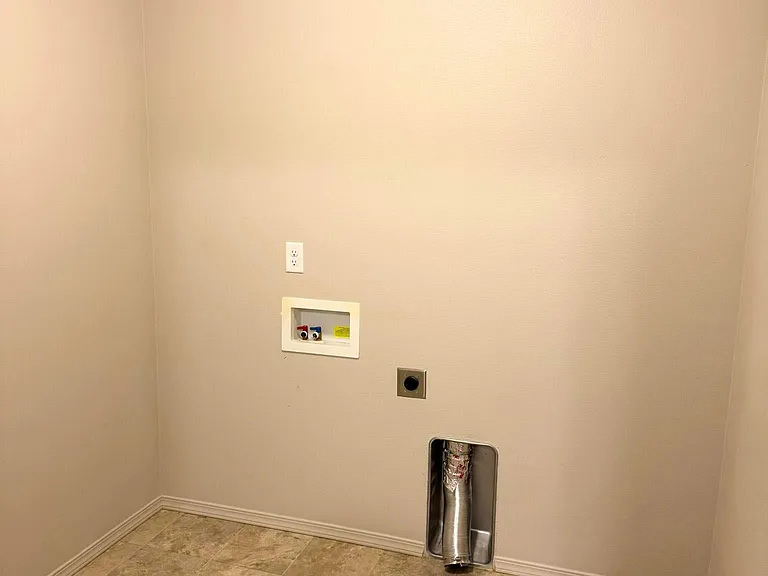 4708 N Alester Ave — Photo 10
