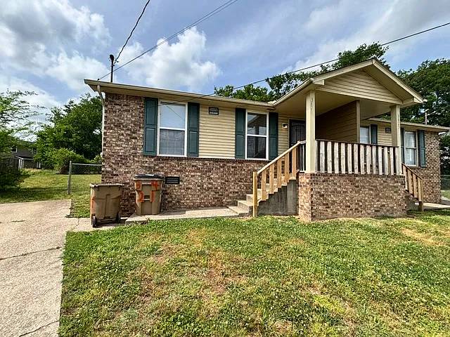 Building Photo - 3421 Meadow Ct