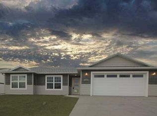 1340 Twin Lakes Dr, Billings, MT 59105