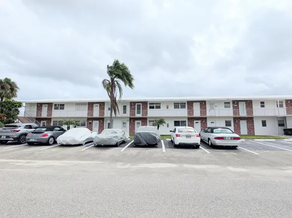 2800 W Golf Boulevard #219, Pompano Beach, FL 33064