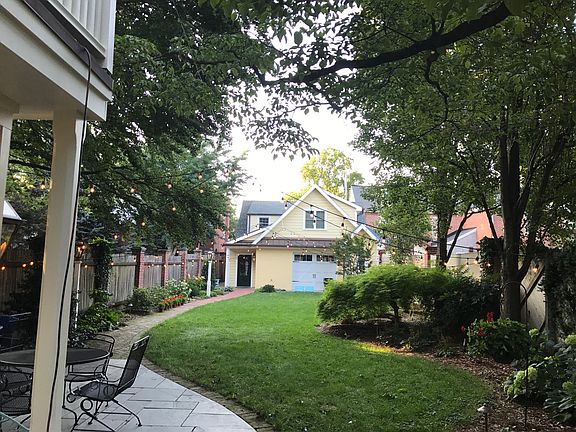 2nd image of 215 E Orange St