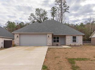 910 Laura Ln, Ruston, LA 71270