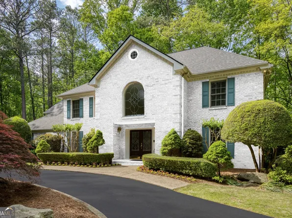 1100 Cold Harbor Dr, Roswell, GA 30075