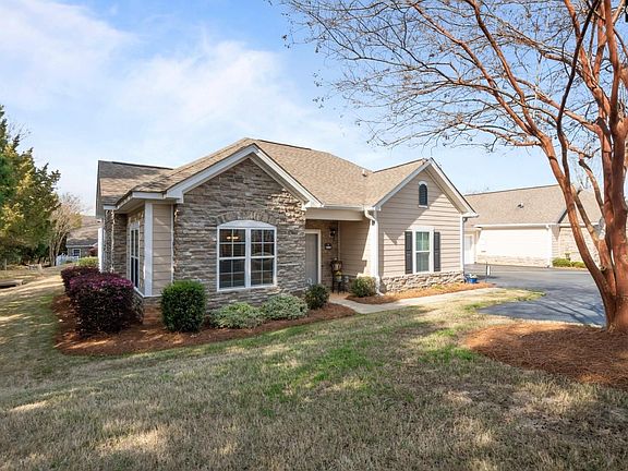 2nd image of 1504 Laryn Ln