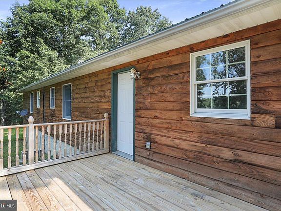 4th image of 246 Poets Ln