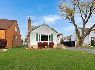 3540 Randolph St, Lansing, IL 60438