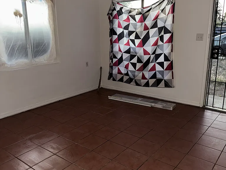 210 Corson Ave #1 — Photo 4