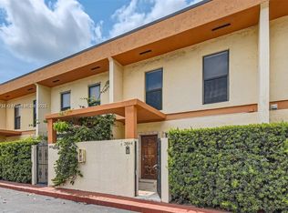 3864 NE 167th St #5, North Miami Beach, FL 33160