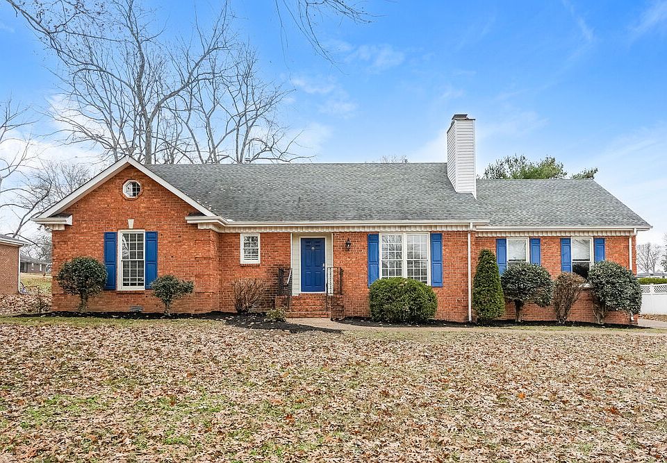 1st image of 104 Luna Ln