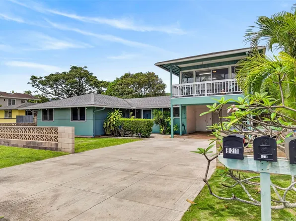 821 Kainui Dr, Kailua, HI 96734