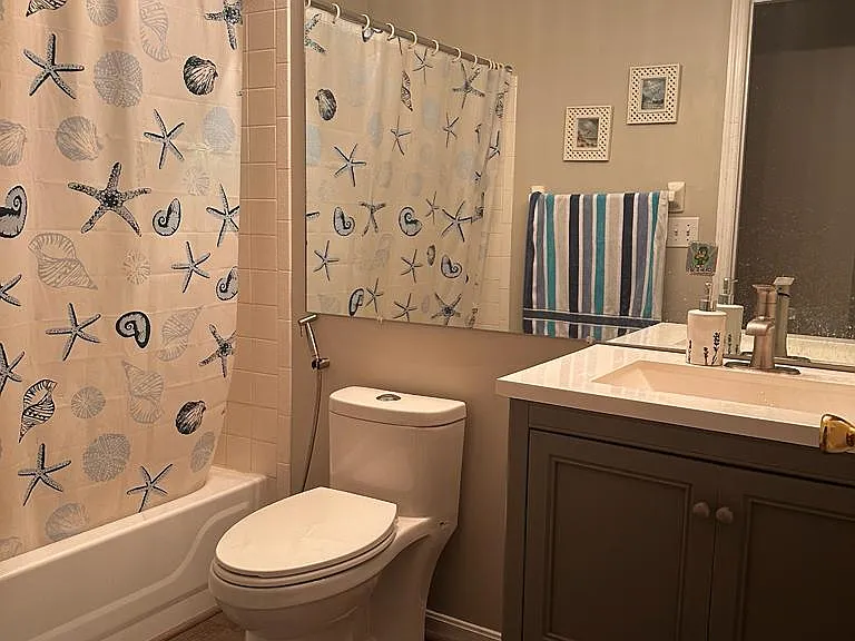 5444 Harbourwatch Way #204 — Photo 10