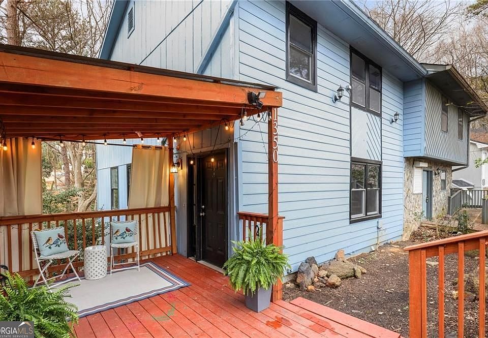 1st image of 1350 Overlook Cv SE