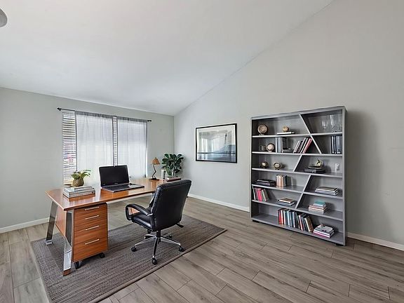 5th image of 22 Sharon Dr