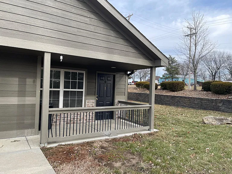 9516 Main Entrance Dr — Photo 22