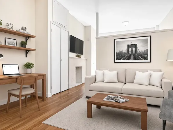 417 W 56th St #D1, New York, NY 10019