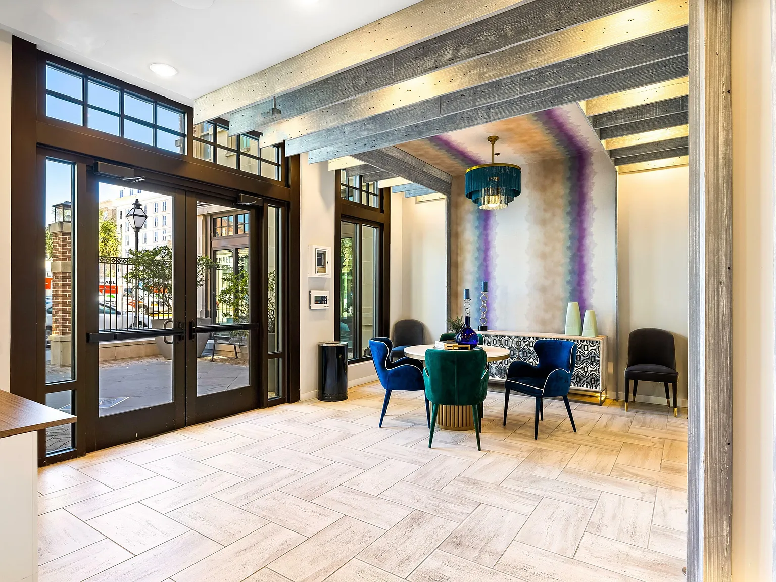 Hoffler Place — Photo 2