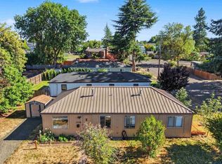 945 NW 25th St, Corvallis, OR 97330