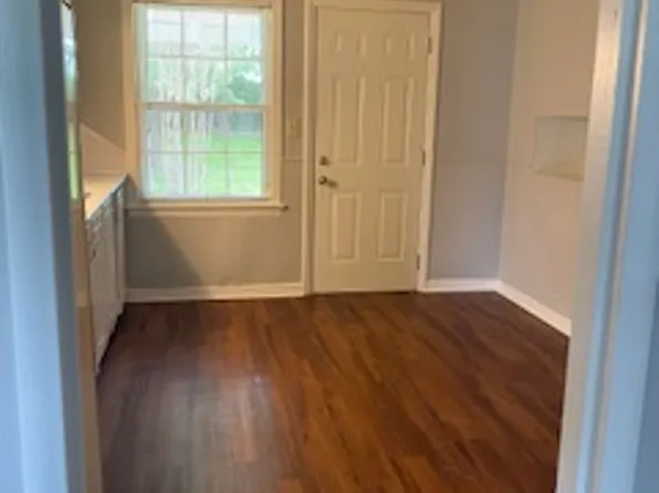 1006 N 4th St, Broken Arrow, OK 74012