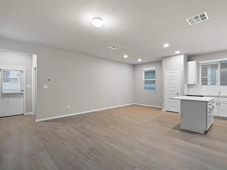 109 Tillage Rd — Photo 3