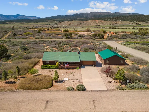 921 S Chuwi Path, Kanarraville, UT 84742