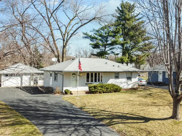 571 108th Ave NW, Coon Rapids, MN 55448