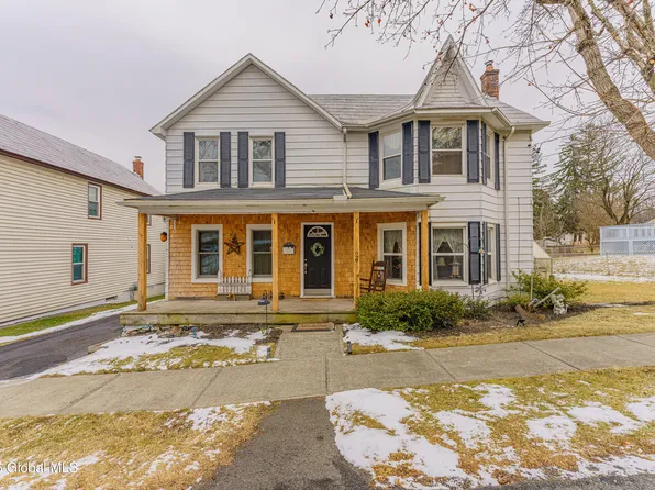 26 S Clement Avenue, Ravena, NY 12143