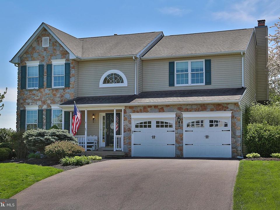 1st image of 22 Nutmeg Ct